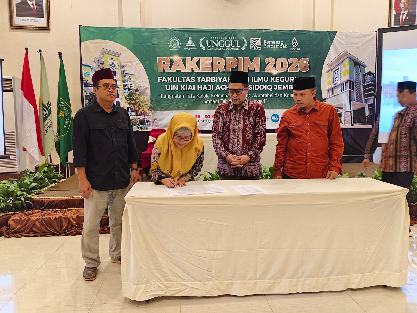 Perkuat Target Kinerja 2026, Prodi Tadris Bahasa Inggris Resmi Teken Perkin Bersama Dekan FTIK